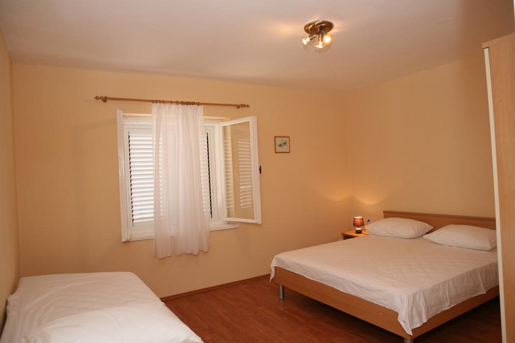 Apartments Radic Trogir Ngoại thất bức ảnh
